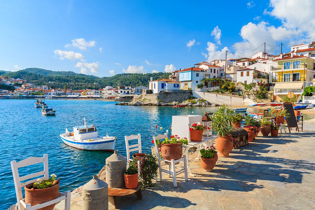 greece-samos-island-kokkari-bay.webp