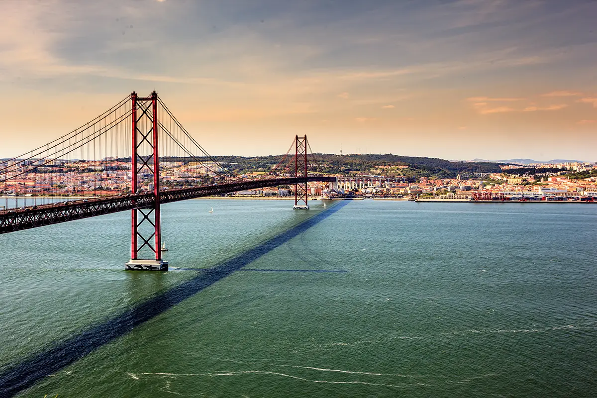 lisbon-red-bridge.webp