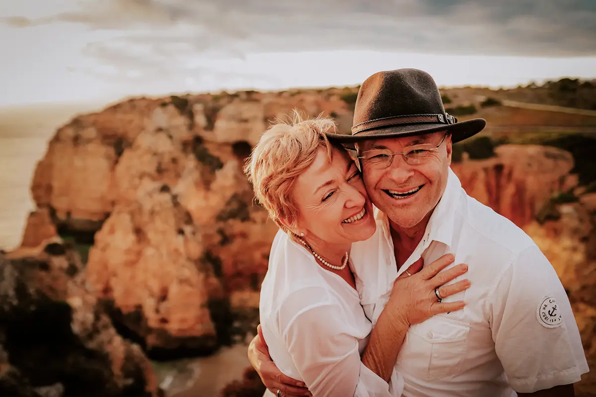 portugal-algarve-lagos-senior-couple-beach.webp