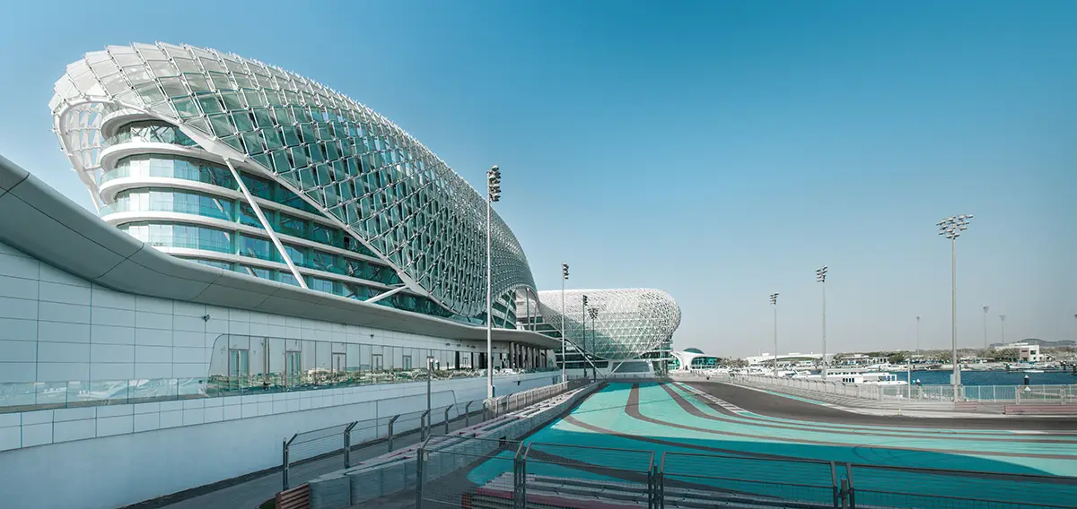 uae-abu-dhabi-f1-yas-marina-circuit.webp